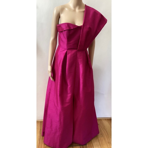 SACHIN & BABI ONE SHOULDER GOWN, RESORT 2022 COLLECTION - Picture 5 of 8